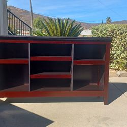 Bookshelf 