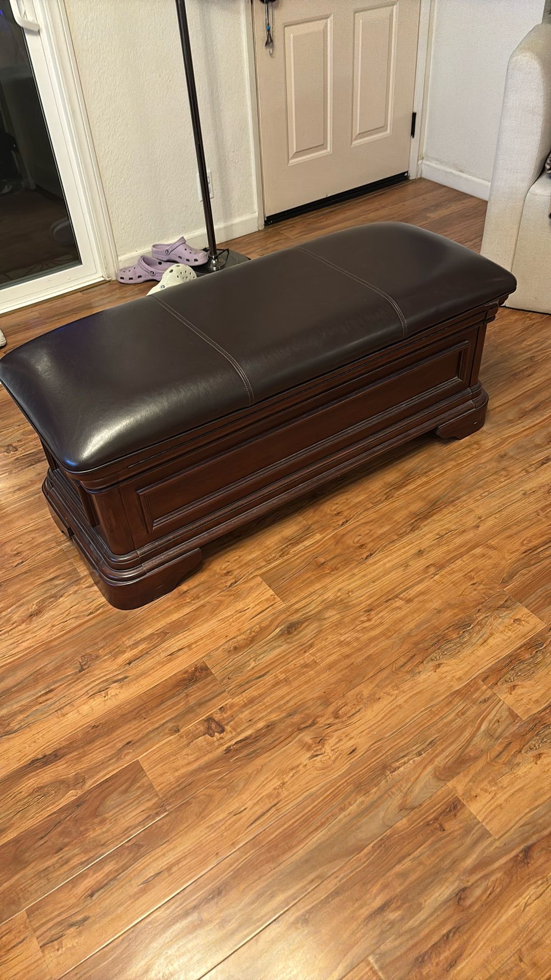 Ottoman Leather New Conditions