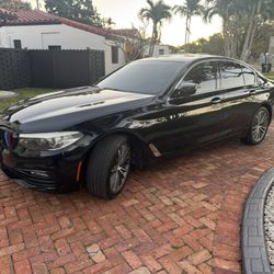BMW 530i xDrive 2018 , Sport Package 