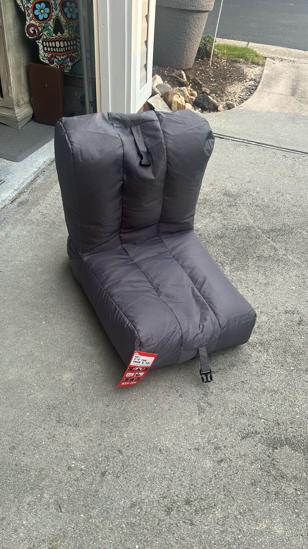 Big Joe Grab @ Go Travel bean Bag Chair