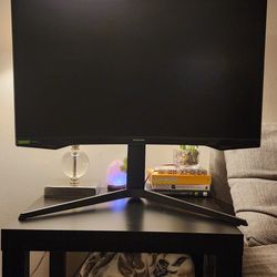 Samsung Odyssey G7 de 27”
