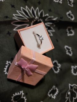 Super Cute & Dainty Ring