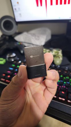 Seagate Tarjeta de Expansión de 1TB como nueva ya no tengo mi series x.... Seagate 1TB Expansion Card, like new. I no longer have my Series X.
Vended