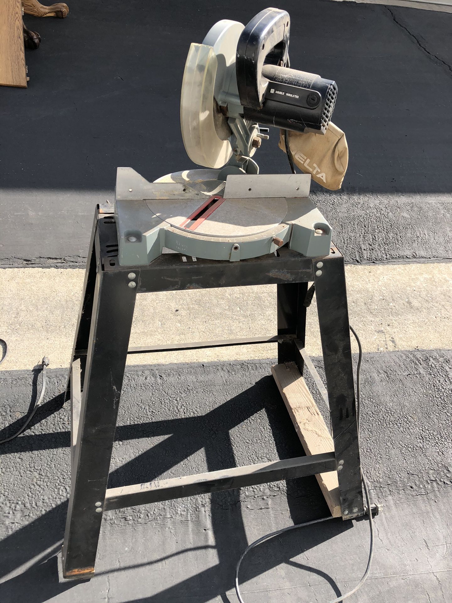 Miter saw and table