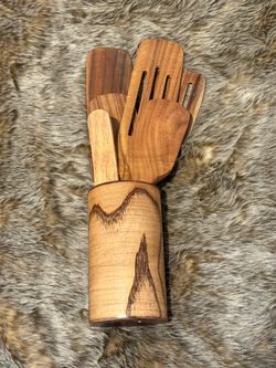 Never Used Wood Cooking Set