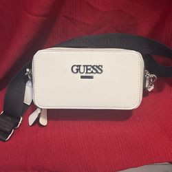Women’s Guess Side Bag White & Black