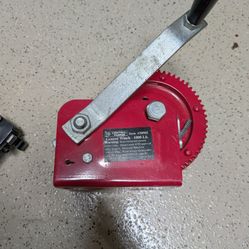 1000 lb Geared Winch