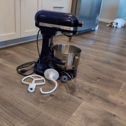 Kitchen Aid Mixer 