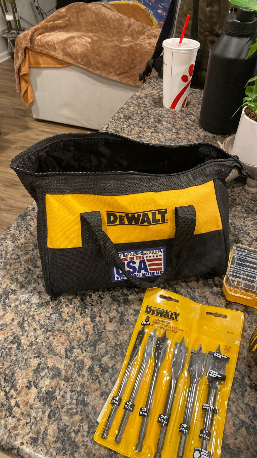 Dewalt Drill Set (No Battery)