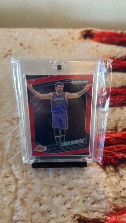 Luka Dončić Panini Prizm Lakers Trading Card