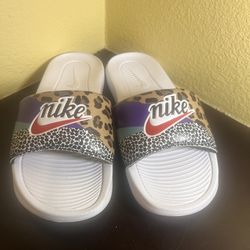 Nike Victori One Slides Animal Print Leopard Women's US 7 CN9676-104