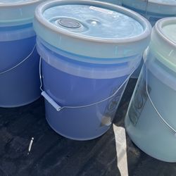 Detergent / jabón 🧼