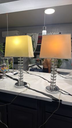2 lamps I’ll portable  luminaire.    Issue  no Bk8k. 56.376