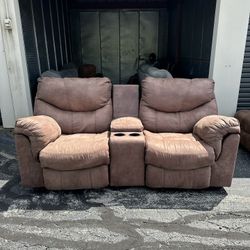 FREE DELIVERY 🚚 | 2 Seat Reclining Loveseat 