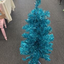 Vintage style blue holiday tree