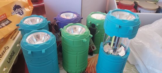 6   Flashlight Two Ways In Good Condition 