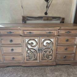 9 Drawer Dresser With Brand New Mirror!