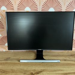 Samsung Computer Monitor