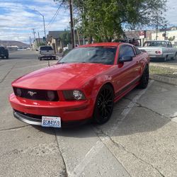 2005 Ford Mustang