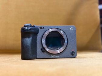 Sony FX3 with XLR top handle!