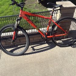 Diamondback Response Mountain Bike 