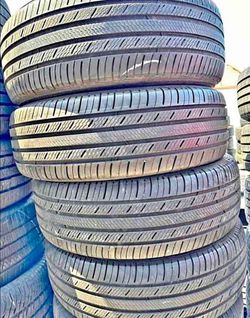 235--65R18 Michelin Brand tires 🤩☑️For sale 🏷️💯tires usadas en perfecta condición 80%life (4)