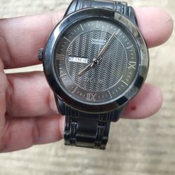 Relic Men's Black Stainless Steel Analog Dial Quartz . New Japanese battery, Good Condition