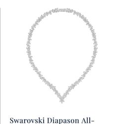 Swarovski Diapason All Around V Necklace and Earring set