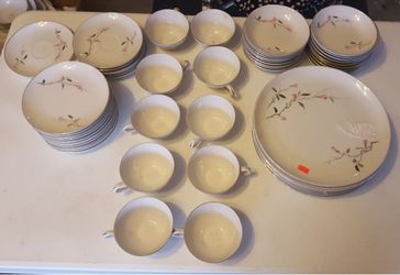 Beautiful "Cherry Blossom" Fine China #1067 Japan
