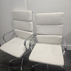 2 CHAIRS 
