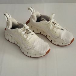 Reebok Zig Dynamica CLW  Size 6