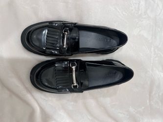 Old Navy Black Loafers Women Size 9.5