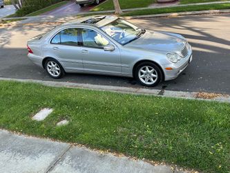 2004 Mercedes-Benz C-Class