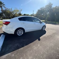 Kia Rio 20014