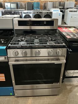 LG LRGN6325X Gas Range (Open Box / Scratch & Dent)