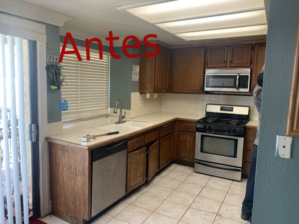 Kitchen cabinets for Sale in San Bernardino, CA - OfferUp