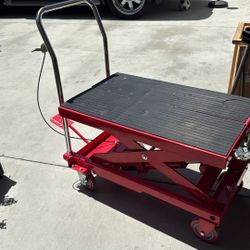 1,000lb Forklift hydraulic table 