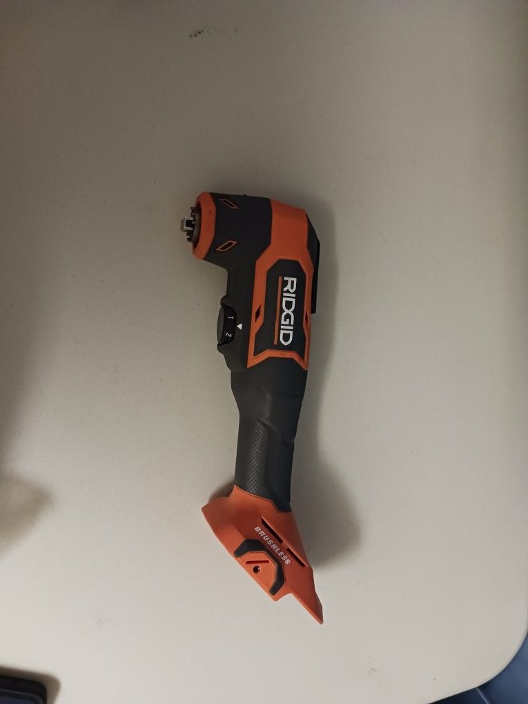 Ridgid 18 Volt Brushless Oscillating Multi-tool
