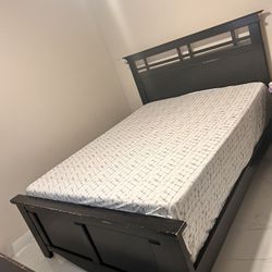 Queen Bed Set With Mattress And Dresser