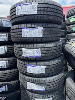 225/65/17 vendo set de llantas Nuevas con 50.000 millas de garantía