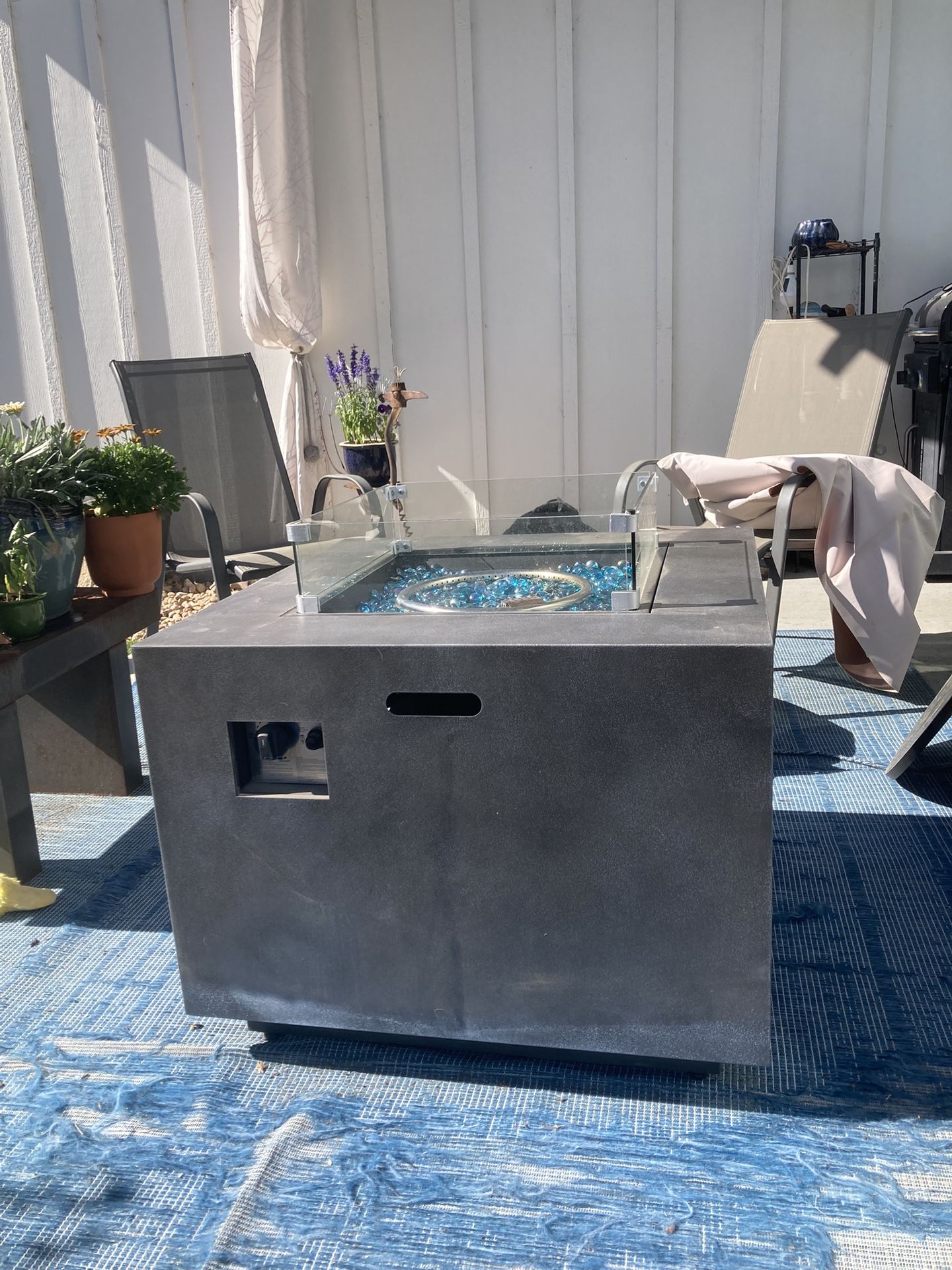 Gas Fire pit With Blue Stones