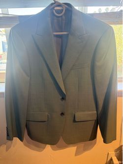 Green Men’s suit