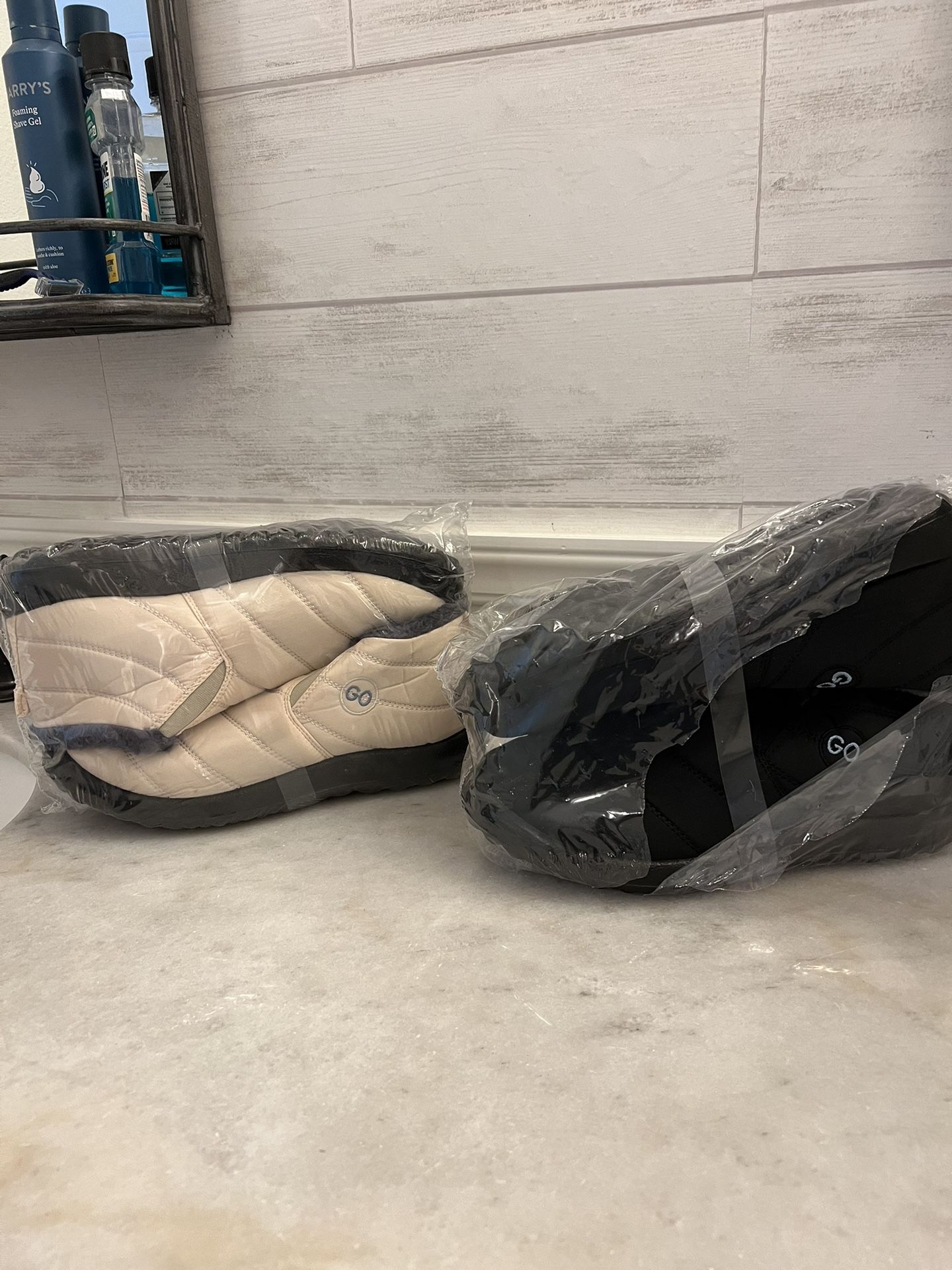 Harence Snow Boots (New In Box)