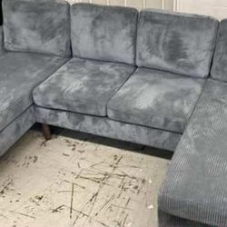 New 100x58 Sectional Couch / Free Delivery