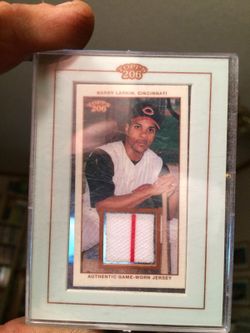 Barry Larkin game worn jersey card