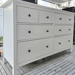 Beautiful Wooden Dresser. 