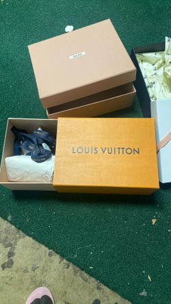 3 Empty Boxes