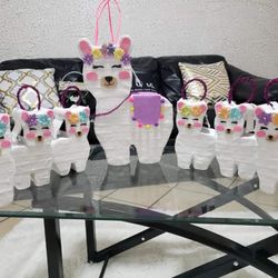 Lama Piñatas