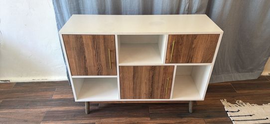 Media console / sideboard