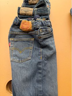 Boys 3 jeans size 7 ajustable good condition all for